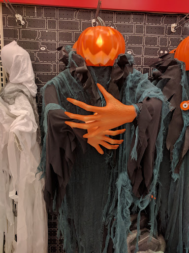 Department Store «Target», reviews and photos, 900 Spectrum Center Dr, Irvine, CA 92618, USA