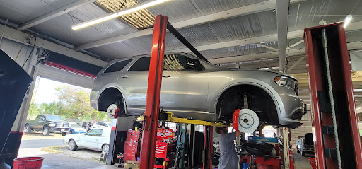 Auto Repair Shop «Uar Performance», reviews and photos, 3230 E Bay Dr, Largo, FL 33771, USA