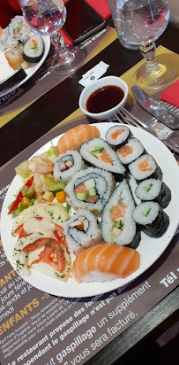 Sushi du Grillades Restaurant Golden Wok Asiatique à Bobigny - n°6