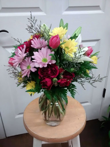 Florist «Hilldale Florist», reviews and photos, 1946 Madison St, Clarksville, TN 37043, USA