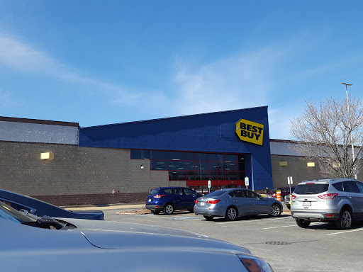 Electronics Store «Best Buy», reviews and photos, 550 Grossman Dr, Braintree, MA 02184, USA