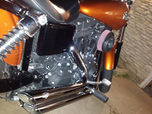 Motorcycle Dealer «Motorangutan», reviews and photos, 3924 Woodbury Dr #A, Austin, TX 78704, USA