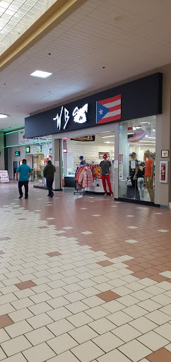 Shopping Mall «The Laurel Mall», reviews and photos, 106 Laurel Mall Dr, Hazleton, PA 18202, USA