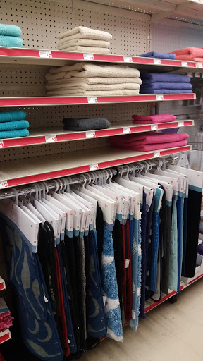 Dollar Store «FAMILY DOLLAR», reviews and photos, 276 Main St, City of Orange, NJ 07050, USA