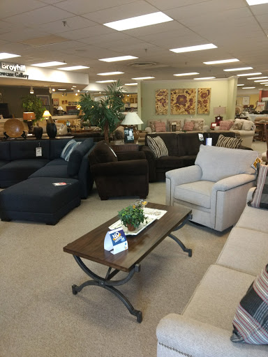 Furniture Store «Broyhill Furniture Showplace», reviews and photos, 345 S Academy Blvd, Colorado Springs, CO 80910, USA