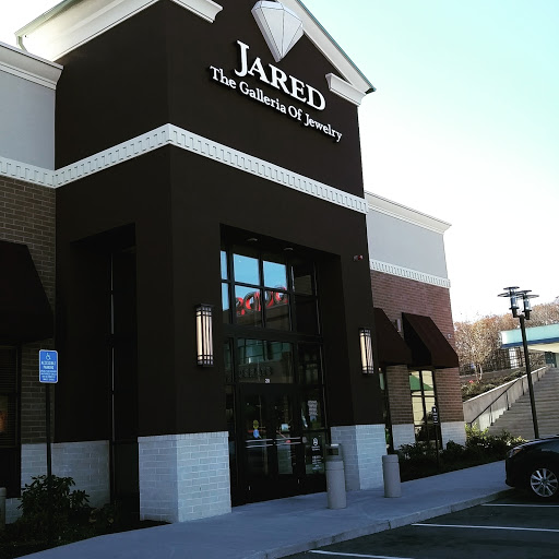 Jewelry Store «Jared The Galleria of Jewelry», reviews and photos, 20 Forbes Rd, Braintree, MA 02184, USA