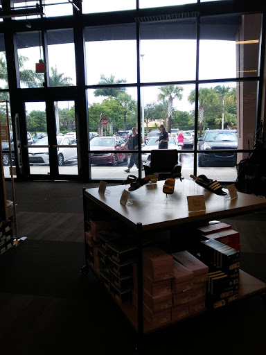 Shoe Store «DSW Designer Shoe Warehouse», reviews and photos, 4401 Lyons Rd, Coconut Creek, FL 33073, USA