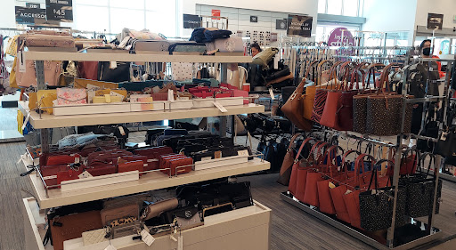 Department Store «Nordstrom Rack The Fountains at Farah», reviews and photos, 8889 Gateway Blvd W, El Paso, TX 79925, USA