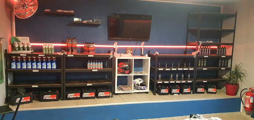 Photo 3 - RAVET AUTOMOBILES