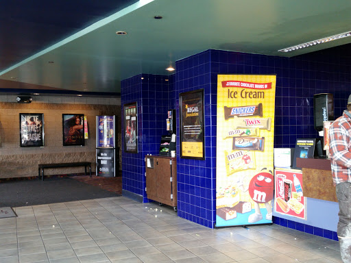 Movie Theater «Regal Cinemas Poulsbo 10», reviews and photos, 750 NW Edvard St, Poulsbo, WA 98370, USA