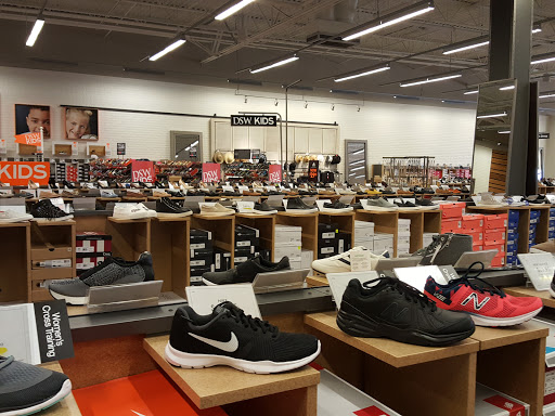 Shoe Store «DSW Designer Shoe Warehouse», reviews and photos, 10100 W McDowell Rd, Avondale, AZ 85392, USA