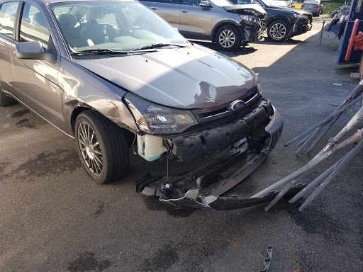 Auto Body Shop «Syrena Collision Center», reviews and photos, 691 Bethlehem Pike, Montgomeryville, PA 18936, USA