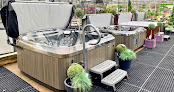 Hydrolife Hot Tubs & Swim Spas - UK's Largest Jacuzzi® Retailer