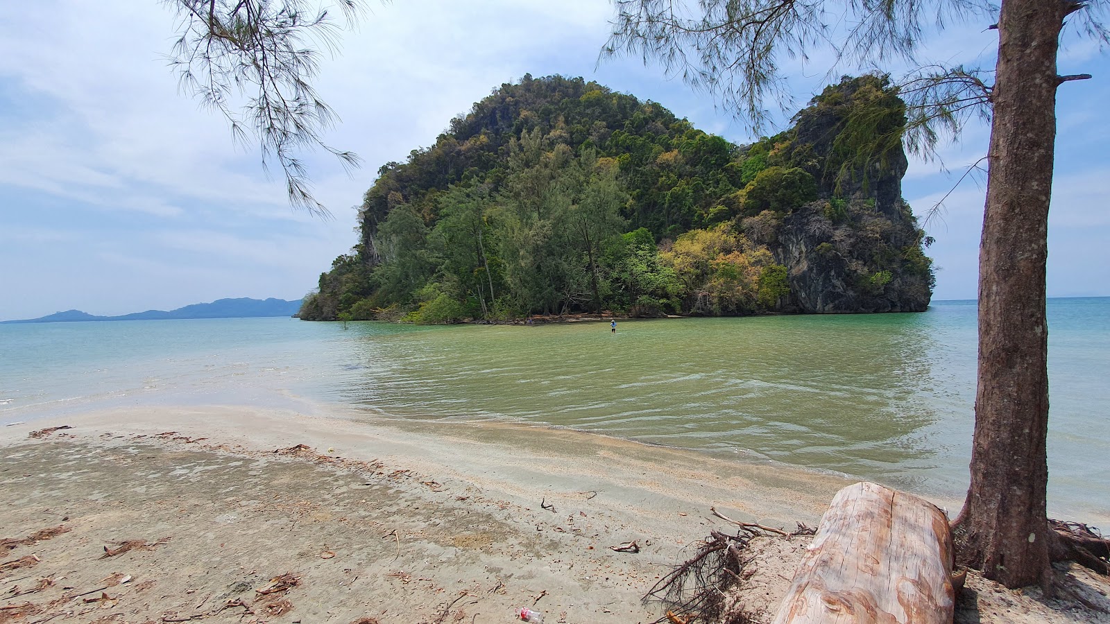 Foto von Koh Bae Na Beach - beliebter Ort unter Entspannungskennern