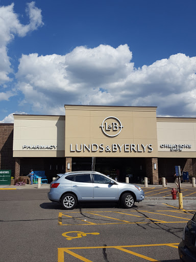 Grocery Store «Lunds & Byerlys St. Louis Park», reviews and photos, 3777 Park Center Blvd, St Louis Park, MN 55416, USA