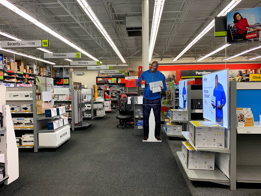 Office Supply Store «Staples», reviews and photos, 3058 Bardstown Rd, Louisville, KY 40205, USA