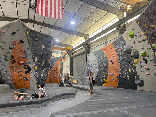 Rock Climbing Gym «Sacramento Pipeworks Climbing and Fitness», reviews and photos, 116 N 16th St, Sacramento, CA 95814, USA