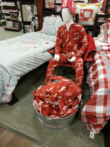 Book Store «University of Alabama Supply Store», reviews and photos, 751 Campus Dr W, Tuscaloosa, AL 35401, USA