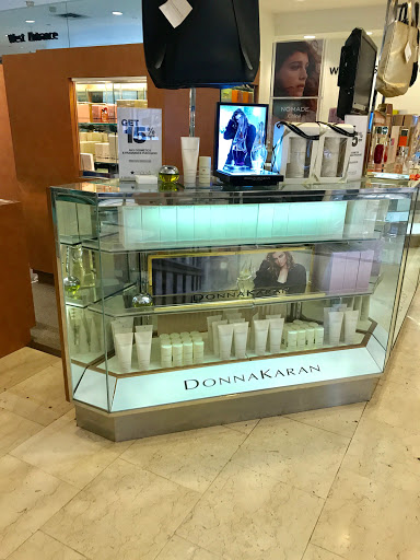 Shopping Mall «The Gardens Mall», reviews and photos, 3101 PGA Boulevard, Palm Beach Gardens, FL 33410, USA