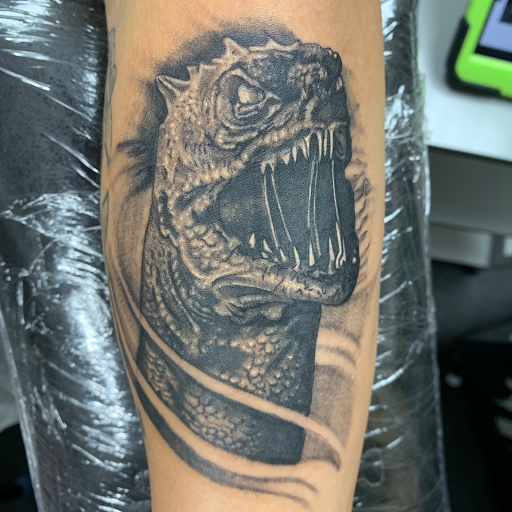 Tattoo Shop «Famous Tattoos», reviews and photos, 643 State Rd, Dartmouth, MA 02747, USA