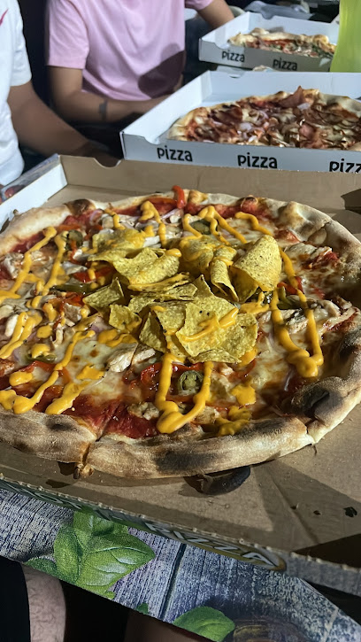 Pizzería Eclipse en Granada>


<h2 class=