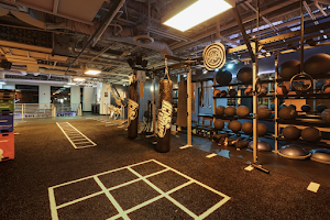Crunch Fitness - West Hollywood image