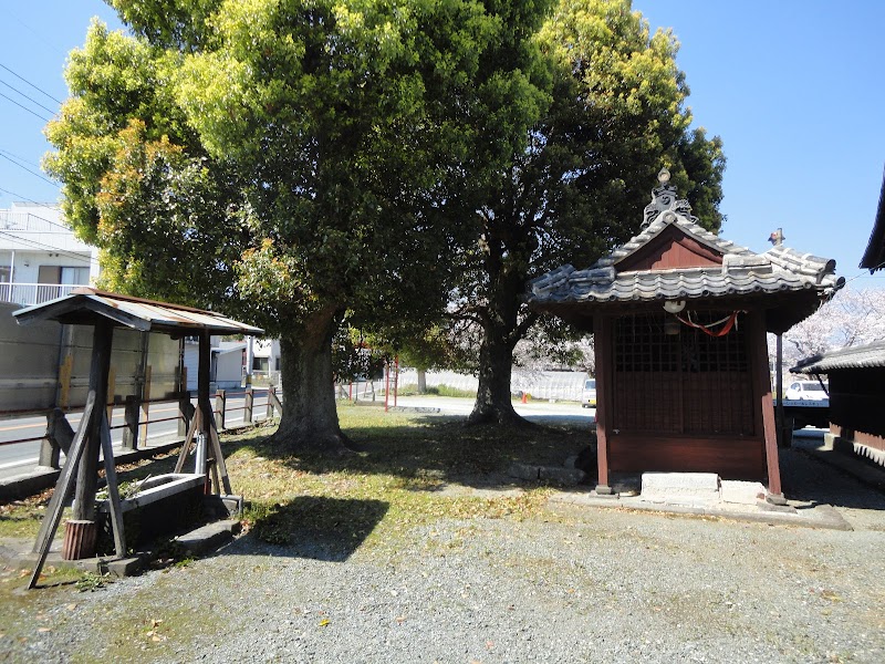 月読神社（八女市堀江神社境内）