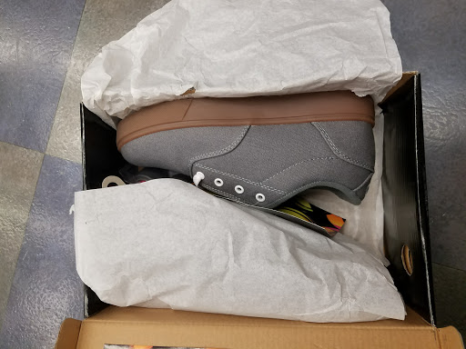 Sporting Goods Store «Big 5 Sporting Goods - Hillsboro», reviews and photos, 1500 SE 21st Ave, Hillsboro, OR 97123, USA