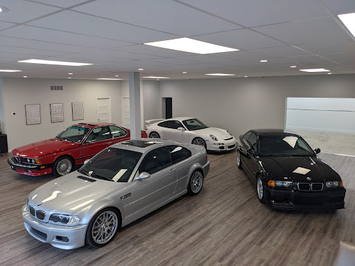 Show on the Road and  LLC Mobile Auto Detailing en Racine