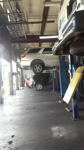 Car Repair and Maintenance «Midas», reviews and photos, 301 W Vine St, Kissimmee, FL 34741, USA