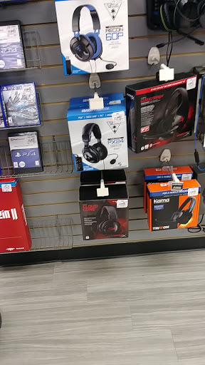 Video Game Store «GameStop», reviews and photos, 131 Dorman Centre Dr, Spartanburg, SC 29301, USA