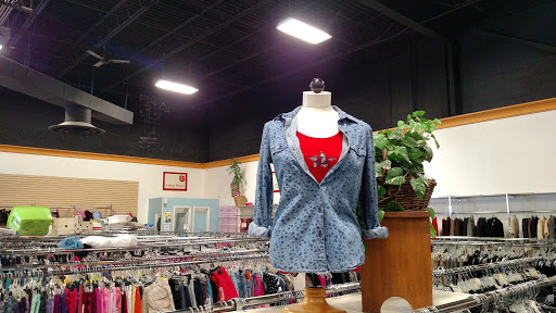 Thrift Store «The Salvation Army Family Store & Donation Center», reviews and photos, 6469 N Prospect Ave, Gladstone, MO 64119, USA