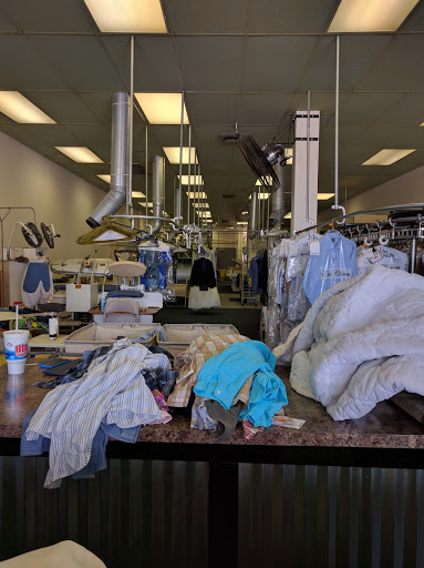 Dry Cleaner «Elite Cleaners», reviews and photos, 6161 E 13th St N, Wichita, KS 67208, USA