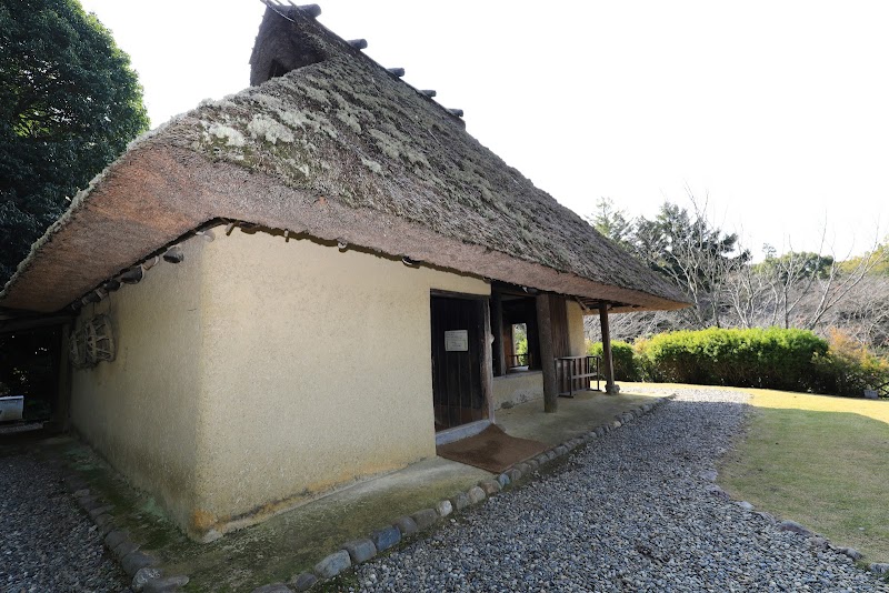 旧谷村家住宅（旧谷村まつ氏住宅）