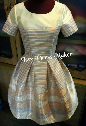 ร้านตัดเสื้อ Issy Dress Maker