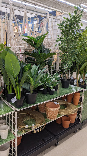 Craft Store «Michaels», reviews and photos, 612 W Crossville Rd, Roswell, GA 30075, USA