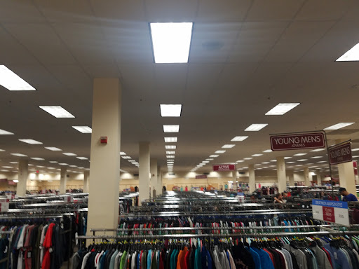 Clothing Store «Burlington Coat Factory», reviews and photos, 74 Broad St, Stamford, CT 06901, USA
