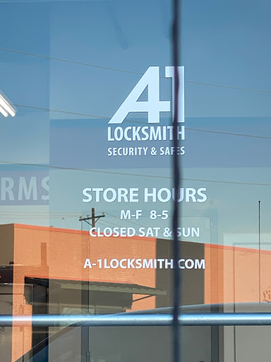 Locksmith «A-1 Locksmith - Downtown Dallas, Design District», reviews and photos, 1622 Market Center Blvd, Dallas, TX 75207, USA