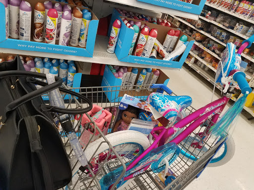 Discount Store «Walmart», reviews and photos, 2300 Dixwell Ave, Hamden, CT 06514, USA