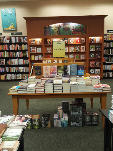Book Store «Barnes & Noble», reviews and photos, 3050 Beeline Rd, Holland, MI 49424, USA