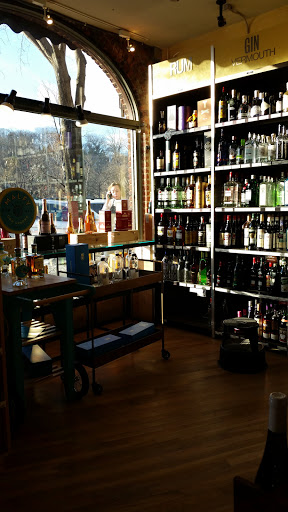 Liquor Store «Zachys Wine & Liquor», reviews and photos, 16 East Pkwy, Scarsdale, NY 10583, USA