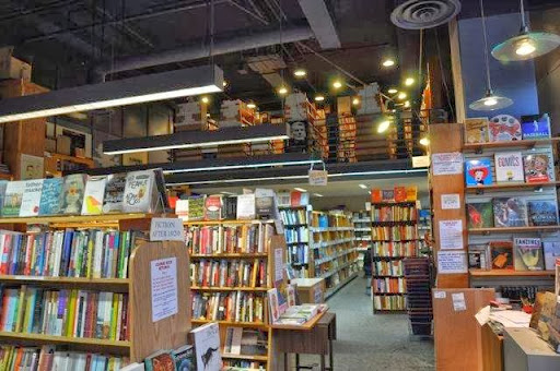 Book Store «Penn Book Center», reviews and photos, 130 S 34th St, Philadelphia, PA 19104, USA