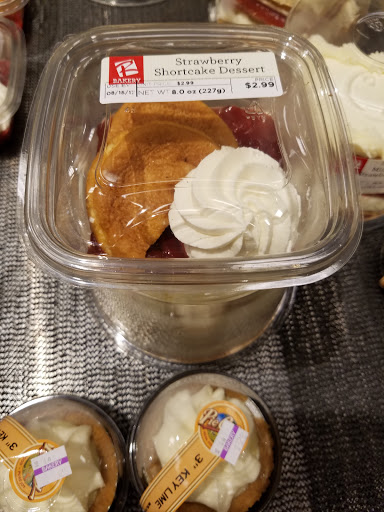 Supermarket «Roche Bros. Marshfield», reviews and photos, 605 Plain St, Marshfield, MA 02050, USA