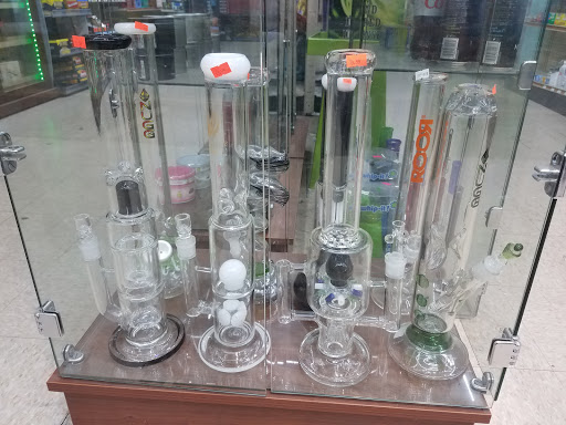 Tobacco Shop «Discount Smoke Tobacco & Beer», reviews and photos, 2387 S Cobb Dr SE B, Smyrna, GA 30080, USA