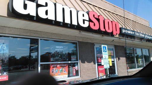 GameStop, 400 Bluebell Dr NW, New Philadelphia, OH 44663, USA, 