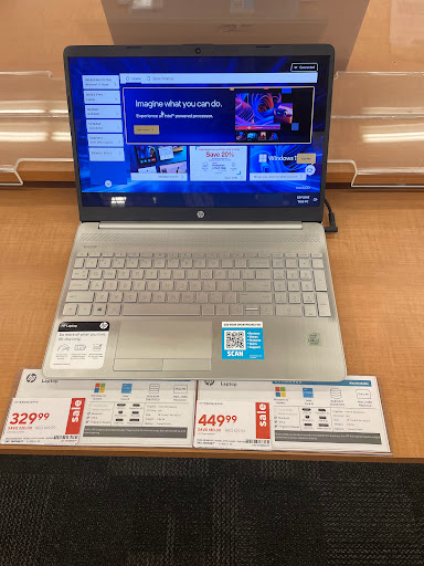 Office Supply Store «Staples», reviews and photos, 1145 N Colony Rd, Wallingford, CT 06492, USA