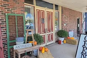 Miss B's Antiques & Collectibles image