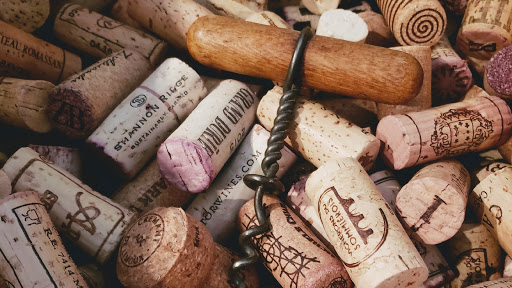 Bar «Grapeables Wine Bar & Lounge», reviews and photos, 12645 N Saguaro Blvd # 9, Fountain Hills, AZ 85268, USA