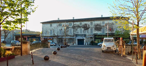 Hôtel Dongier Antiquités à L'Isle-sur-la-Sorgue