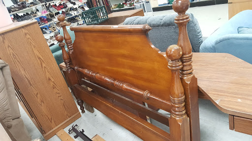 Thrift Store «GCF Donation Center & Store (Wilmington)», reviews and photos, 709 S Kerr Ave, Wilmington, NC 28403, USA